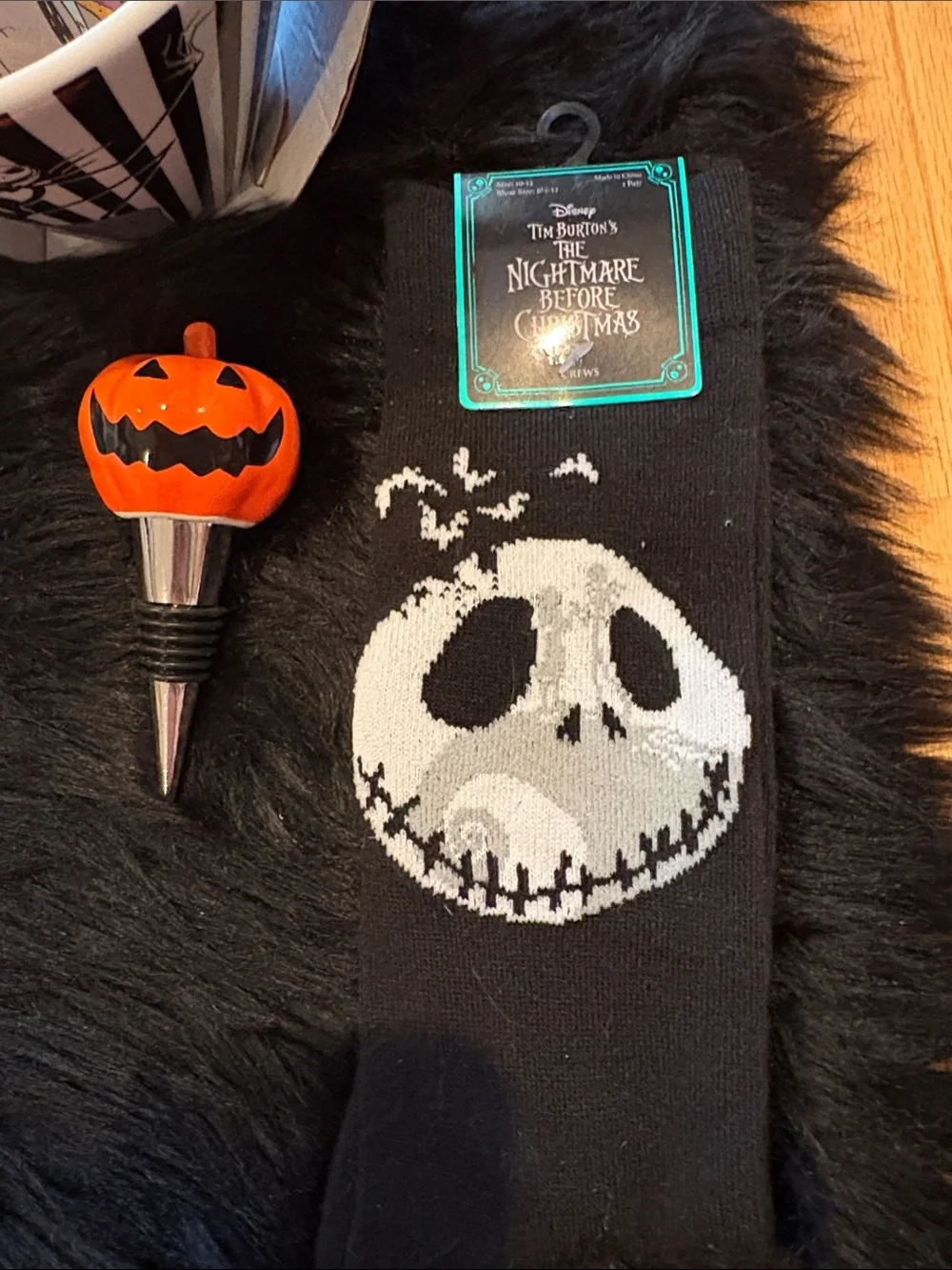 The Nightmare Before Christmas Bundle Noodle Bowl, 3 pk kitchen towels, socks